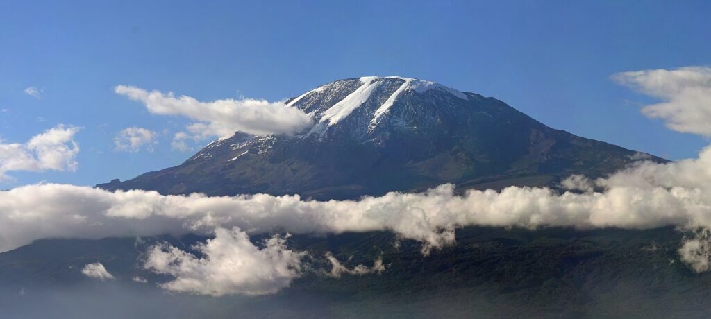 Mount Kilimanjaro 10 thinks to know about kenya
