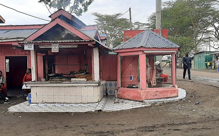 In rural Kenya most people speak their mother tongues but Swahili bridges the gap somewhat.