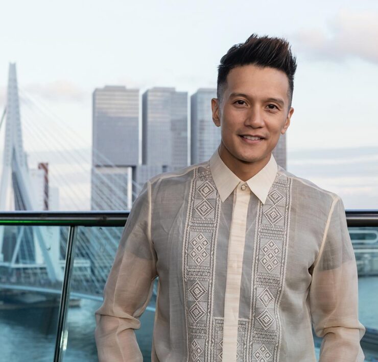 67B962EF F5EE 4F5B B2F6 48584DDF7625