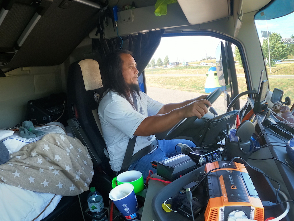 A Pinoy truck driver in Europe traverses the Dutch highway.