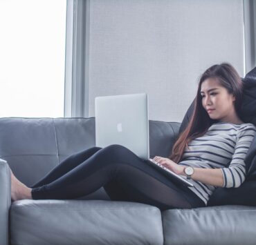 mimi thian BYGLQ32Wjx8 unsplash