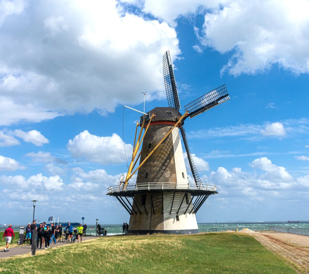 Dutch windmills travel Holland