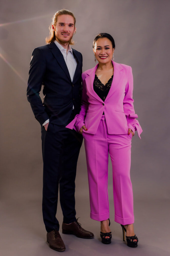 Filipina designer Chona Bacaoco, Andréas Volkmar.