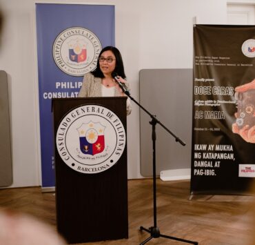 Consul General Ma. Theresa Lazaro