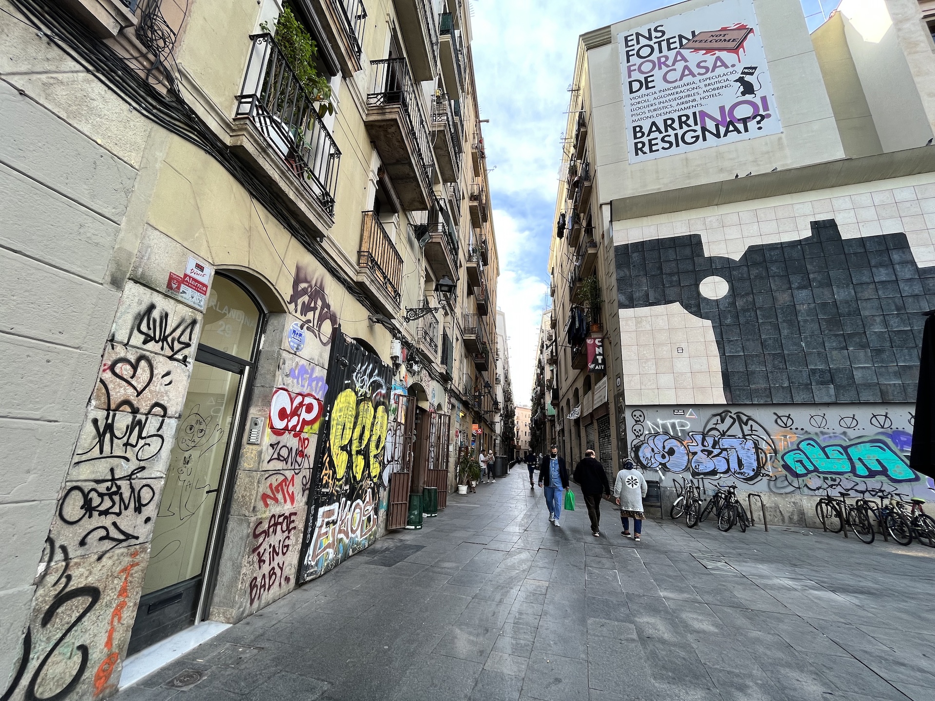 Community of Filipinos in Raval Barcelona