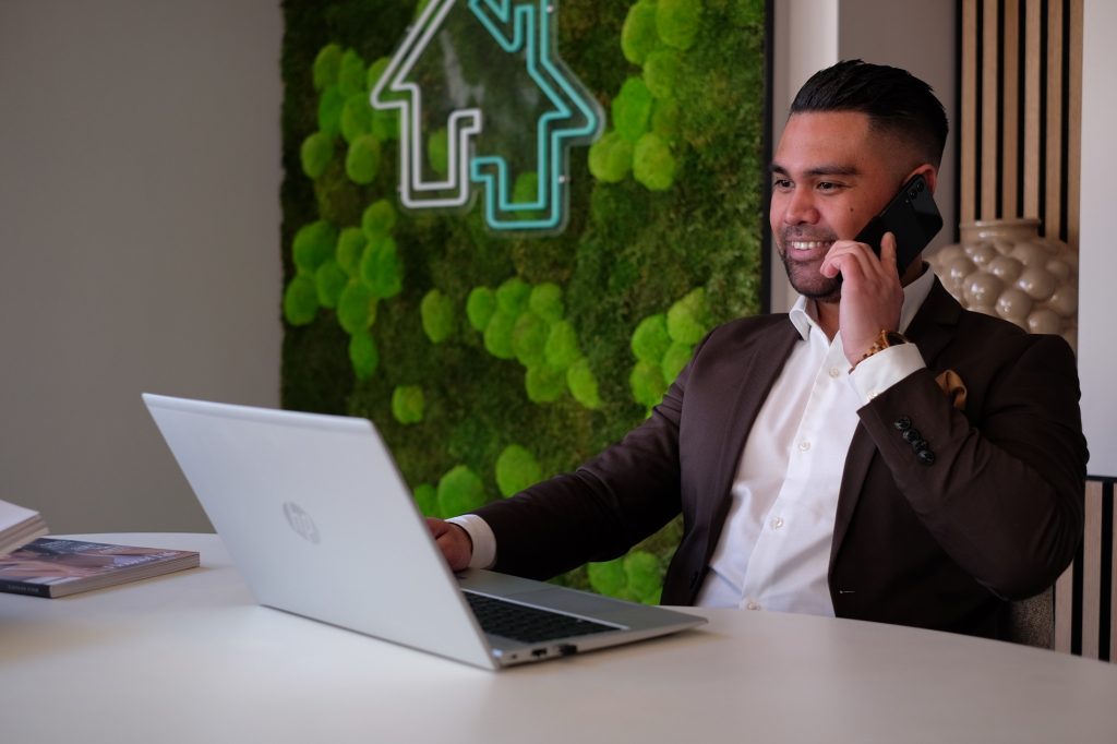 Rayon Aquino Financial Mortage Expert