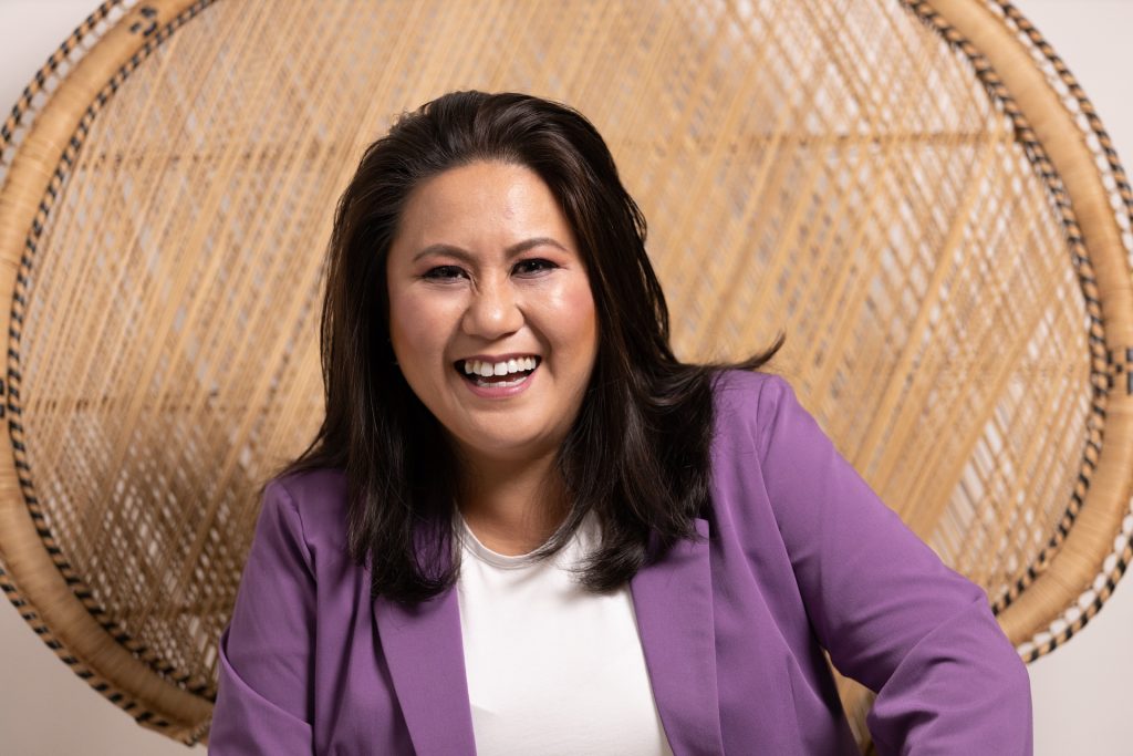 Rhea Topacio Ubeness