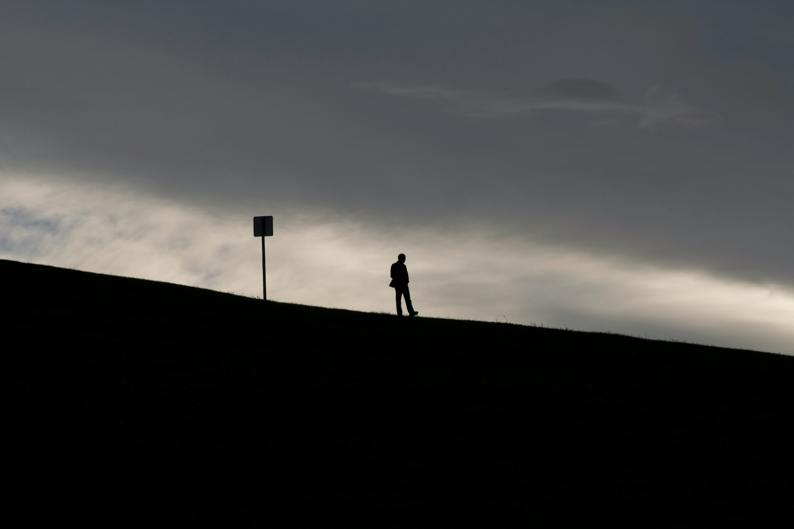 montse monmo hZR9QkrkO7o unsplash scaled